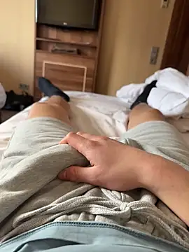 Snapshot of justin2787 chatting on 03.26.26 justin2787 online show from 03.26.26