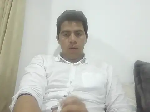 Snapshot of jutipia chatting on 04.05.26 jutipia online show from 04.05.26