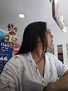 Snapshot of Violeta--7 chatting on 06.12.26 Violeta--7 online show from 06.12.26
