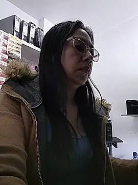 Snapshot of Violeta--7 chatting on 06.24.26 Violeta--7 online show from 06.24.26