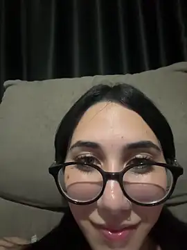 Snapshot of juliacosta chatting on 04.05.26 juliacosta online show from 04.05.26