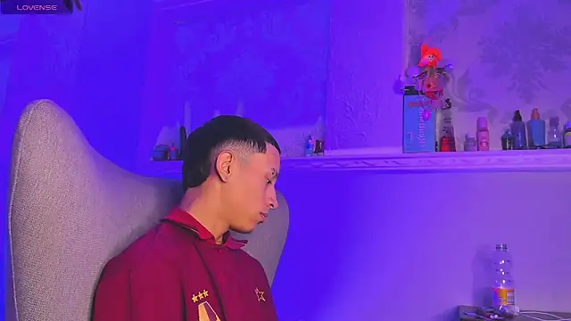 MaicolSmiith  online show from 04.04.26