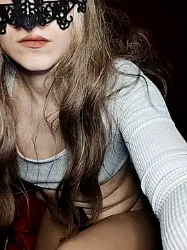 Snapshot of Melissa22gh chatting on 04.10.26 Melissa22gh online show from 04.10.26