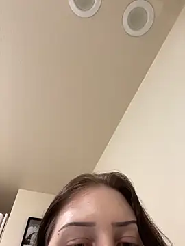 gothhazel online show from 04.04.26