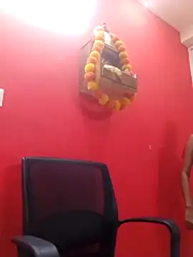 TANU01990 online show from 05.14.26