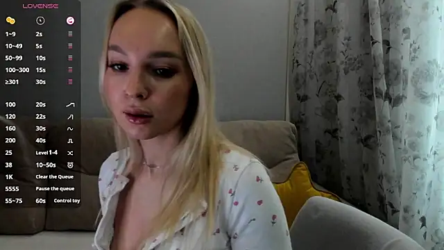 Snapshot of MelodyIllves chatting on 03.30.26 MelodyIllves online show from 03.30.26