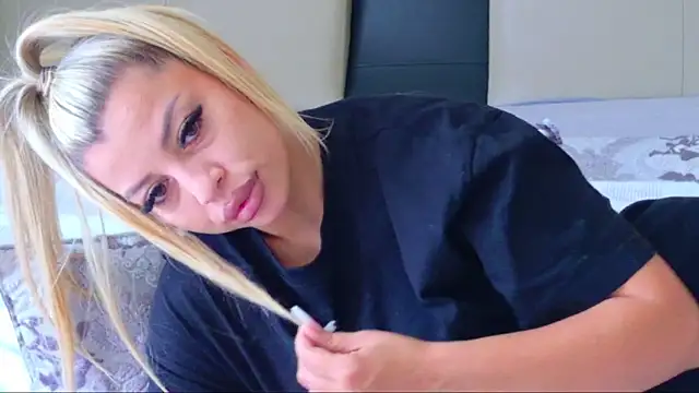 Ohh Nicole online show from 05.15.26