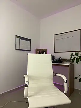 Lucia11  online show from 03.27.26