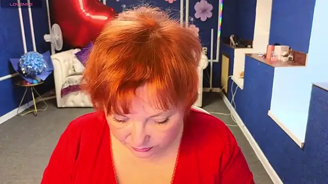 Kira Kingslee online show from 04.20.26