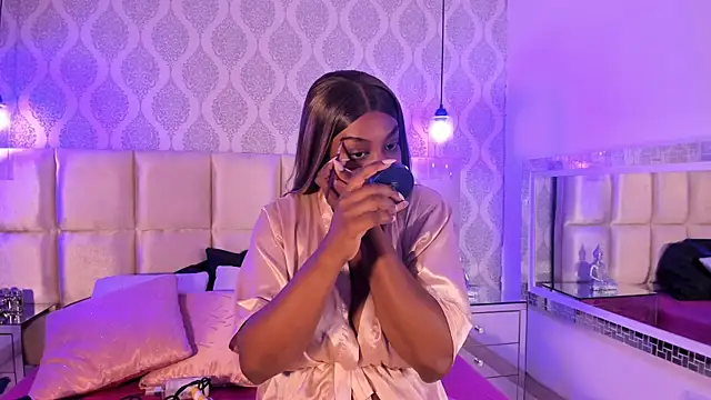 SUSAN-BLUE online show from 05.19.26