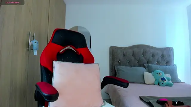 mia adamsxx online show from 06.19.26