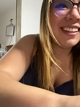 spicymichelle online show from 04.04.26