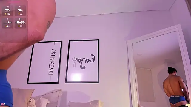 Snapshot of Max_strong01 chatting on 04.06.26 Max strong01 online show from 04.06.26