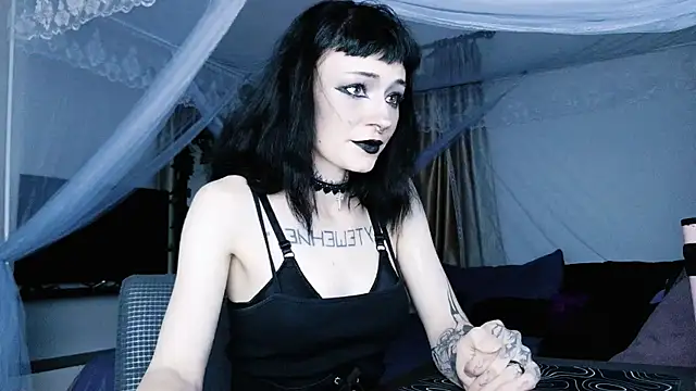 H3xD0ll online show from 04.26.26