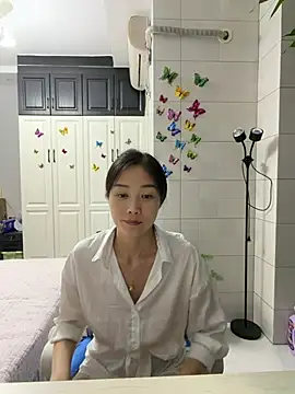 Snapshot of yuanpu0925 chatting on 04.17.26 yuanpu0925 online show from 04.17.26
