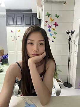 Snapshot of yuanpu0925 chatting on 04.29.26 yuanpu0925 online show from 04.29.26