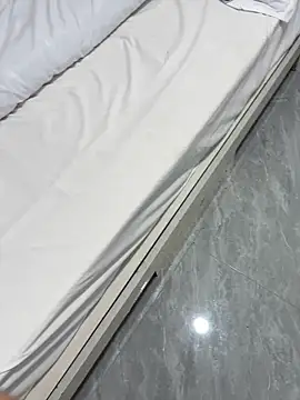 yingzi003 online show from 05.14.26