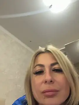 peach widow online show from 04.23.26