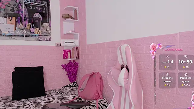 Sophi Sweet11 online show from 04.27.26