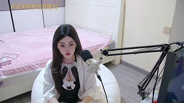 maidou  online show from 04.06.26