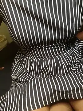 Snapshot of mrhotnotmiss chatting on 04.01.26 mrhotnotmiss online show from 04.01.26