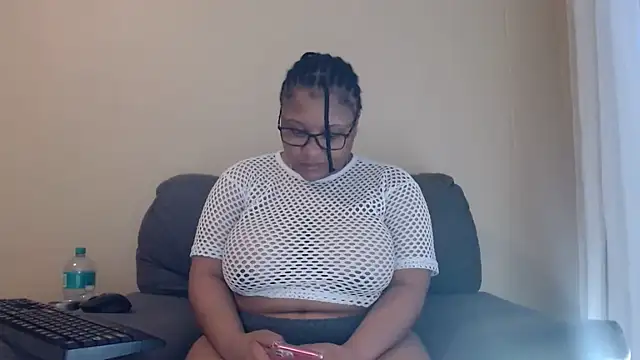 Snapshot of xxZoeyx chatting on 11.03.25 xxZoeyx online show from 11.03.25