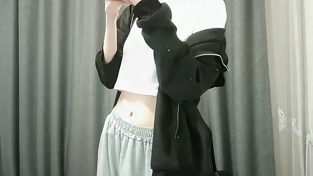 Snapshot of RubyBooby chatting on 04.19.26 RubyBooby online show from 04.19.26