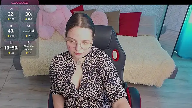 SofiDreamm online show from 06.21.26