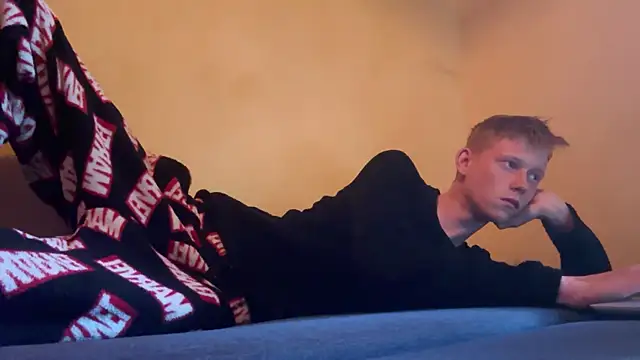 dreamy devi1 online show from 04.12.26