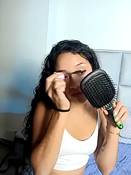 Isis black online show from 04.12.26