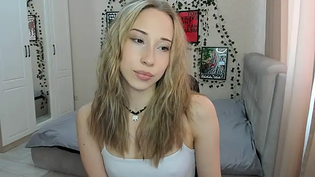 Emmarayder online show from 04.01.26