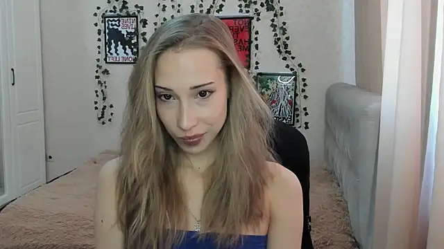 Emmarayder online show from 05.05.26
