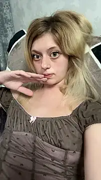 AkinaHaruko online show from 04.27.26