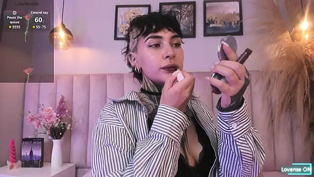 Luana fiore online show from 04.10.26