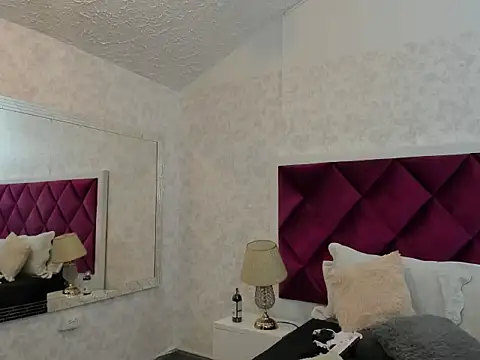 Snapshot of LehayJones chatting on 04.07.26 LehayJones online show from 04.07.26