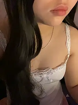 Rosecute11 online show from 04.30.26