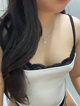 Rosecute11 online show from 05.13.26