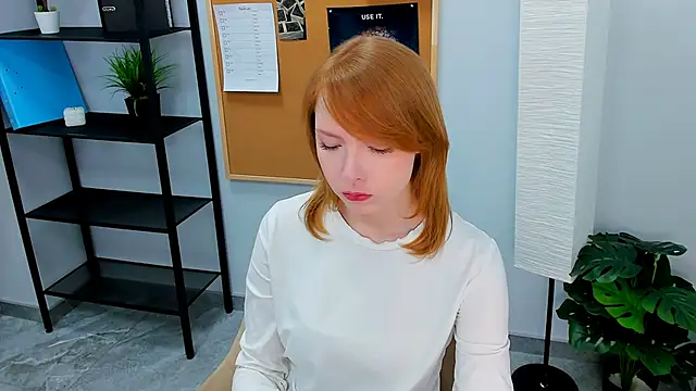 CherryCrushLove online show from 04.18.26