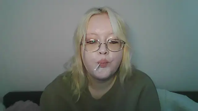 Snapshot of Elayne_Sweet chatting on 04.10.26 Elayne Sweet online show from 04.10.26