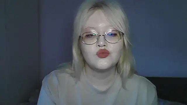 Snapshot of Elayne_Sweet chatting on 05.12.26 Elayne Sweet online show from 05.12.26