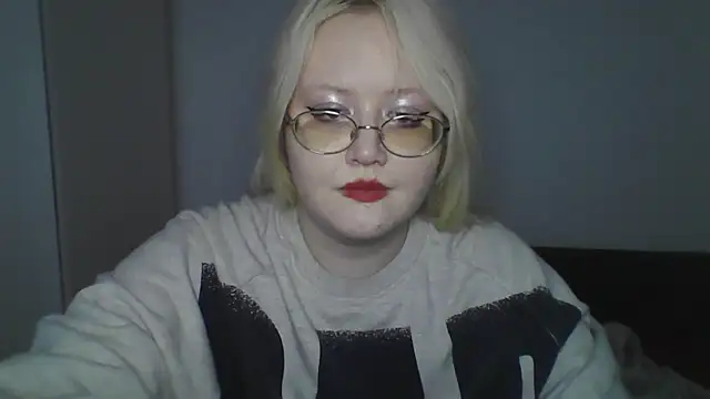 Snapshot of Elayne_Sweet chatting on 05.16.26 Elayne Sweet online show from 05.16.26