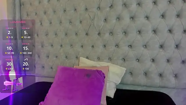 Snapshot of Gyal_Smith chatting on 06.26.26 Gyal Smith online show from 06.26.26