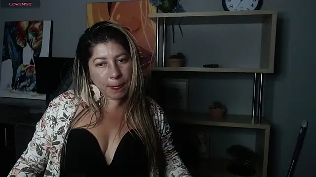 Milan Moon online show from 04.07.26