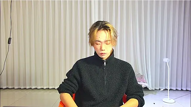 wumei-001 online show from 04.04.26