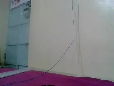 Thandiwe2003 online show from 04.30.26