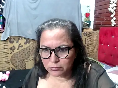 kristalmarelyn online show from 04.25.26