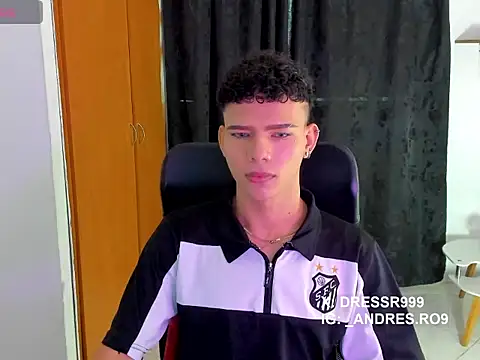 sebascuterouss online show from 04.17.26
