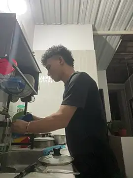 sebascuterouss online show from 04.26.26
