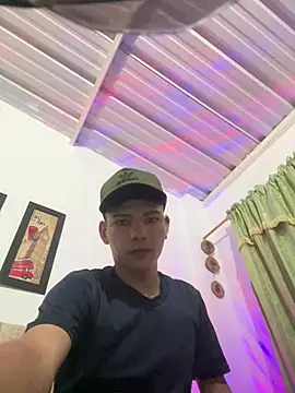 sebascuterouss online show from 04.28.26