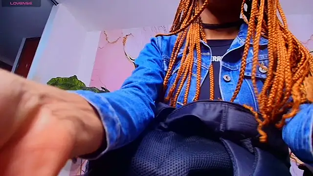 cherry latiinn19 online show from 04.24.26